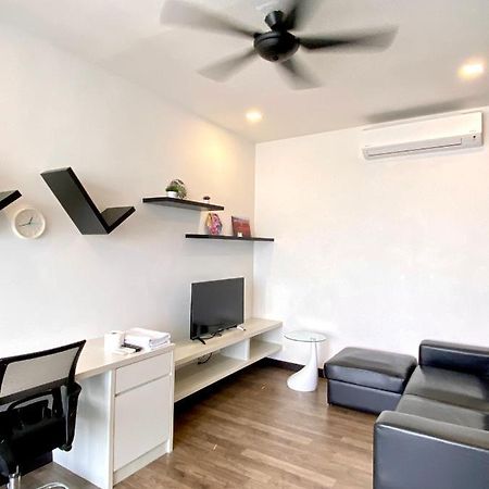 Landmark Residence 2, Studio For 2 Pax, High Floor, Nice View, Free Parking, Budget Stay Kajang Eksteriør billede